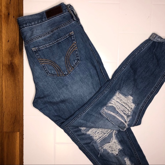 ☾ HOLLISTER distressed boyfriend 7/8 jeans - Picture 2 of 8